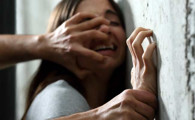 खुला चौरमै बालिकामाथि सामूहिक बलात्कार