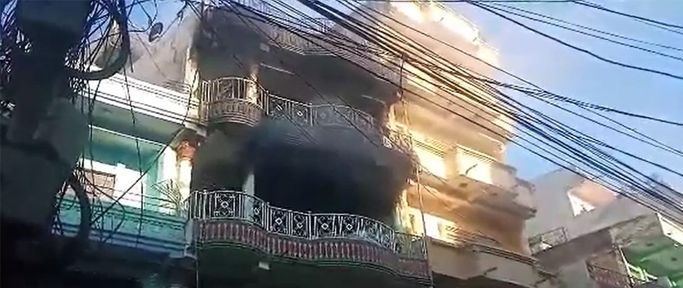 दाङको तुलसीपुरमा जुत्ता पसलमा आगलागी हुँदा ५ जनाको मृत्यु ,१ जना घाइते