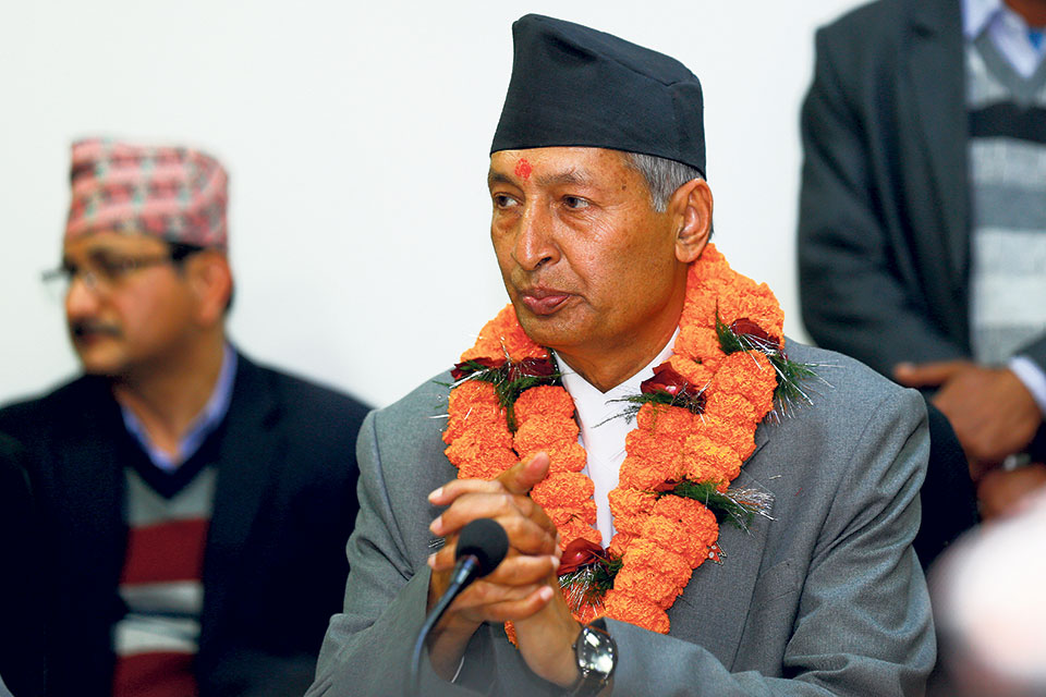 अर्थमन्‍त्री खतिवडाले दिए राजीनामा