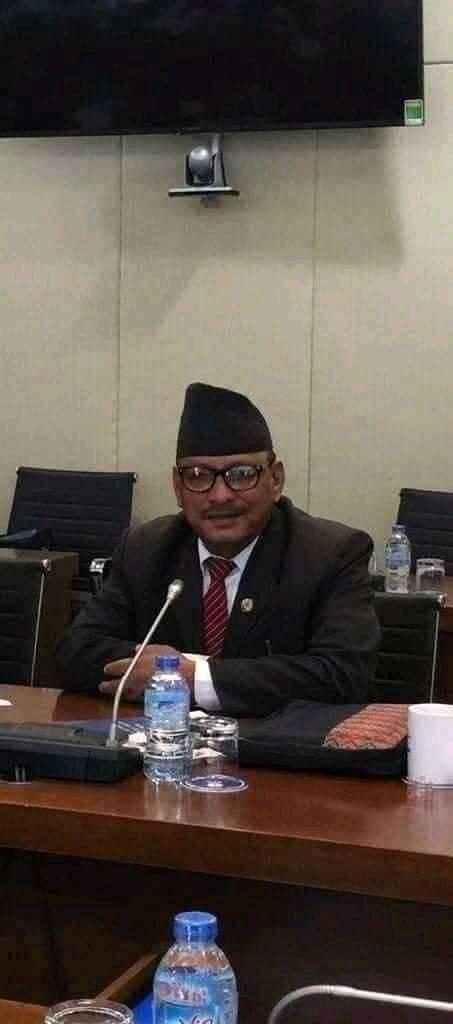 भौतिक पूर्वाधार मन्त्रीको तीन थरी नाम बदमासी गर्न खोजेको कानुन व्यवसायीहरूको ठहर