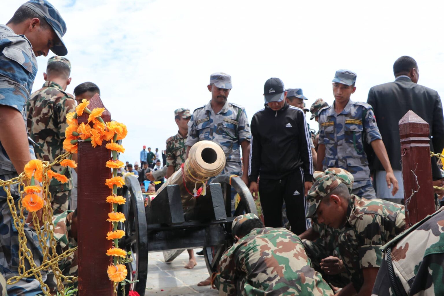 ५० वर्षपछि भित्र्याईयो कोतगढीमा सुन्दरी तोप